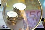Los brokers evalúan: Repsol YPF y Gamesa, las más atractivas