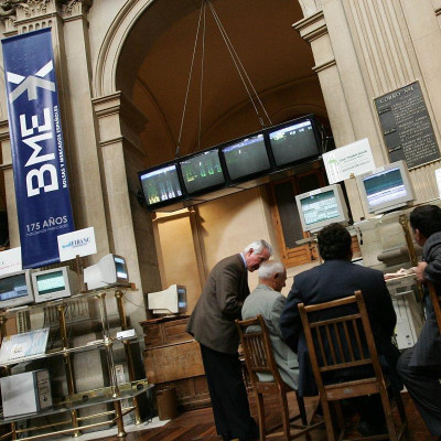 El rescate a Grecia tranquiliza el Ibex 35