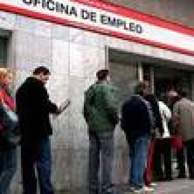 El paro baja en junio en 55.250 personas