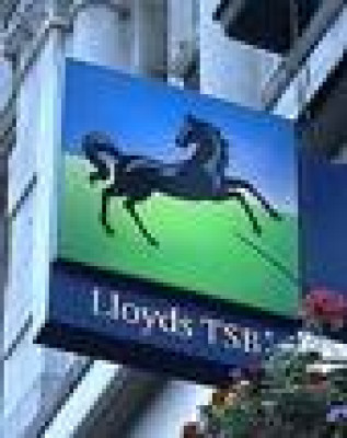 Los accionistas de Lloyds suscriben el 87% de su ampliación