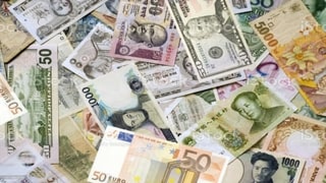 ¿Qué divisas se benefician de la subida del petróleo y el gas natural?