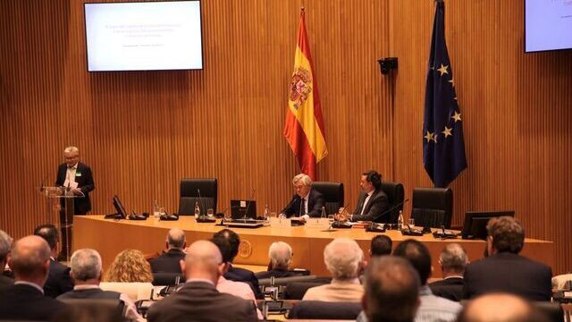 EFPA España defiende en el Congreso el papel esencial del asesor financiero en la economía y la sociedad