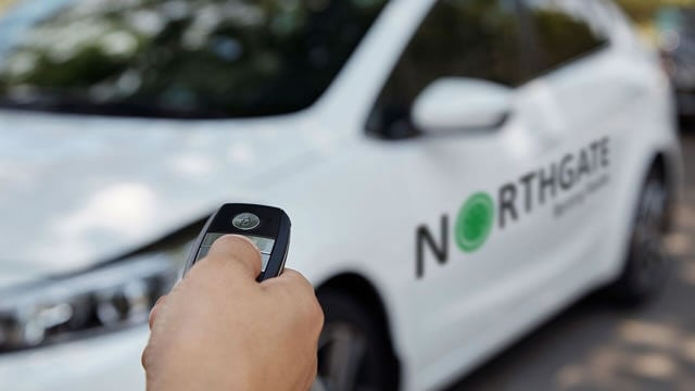 ¿Compensa invertir en la compra de un coche de empresa?