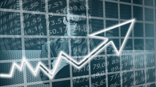 Enfoque de dependencia de los datos en el BCE y mayor prudencia en el Banco de Inglaterra