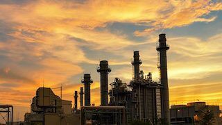 Tres compañías industriales,  infravaloradas y con potencial en el Mercado Continuo