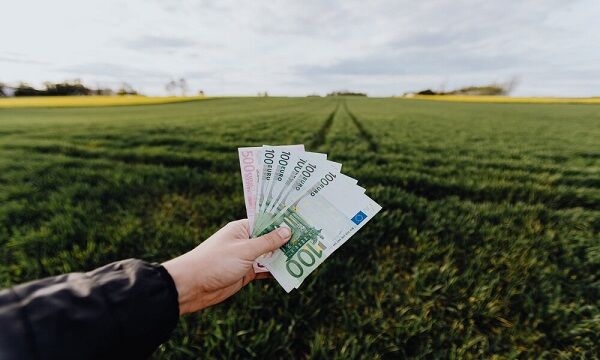 Qué son los fondos de inversión con características sostenibles