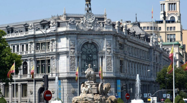 ¿Letras del Tesoro o Bolsa? Por qué invertir en deuda del estado cuando la bolsa está barata