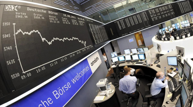 Las bolsas europeas rebotan en una sesión escasa de referencias macro. La atención en los banqueros centrales