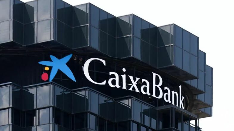 CaixaBank: Potencial patrón de doble techo en zona de máximos anuales
