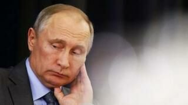 Rusia impone un 'corralito' al limitar a 10.000 dólares la retirada de efectivo en divisas