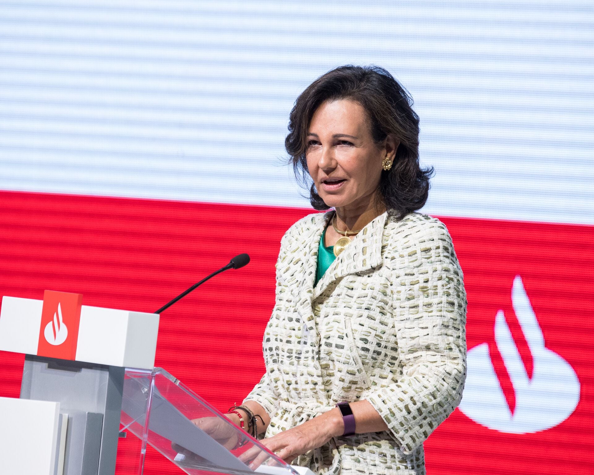 Santander cancela el dividendo complementario que iba a pagar en mayo
