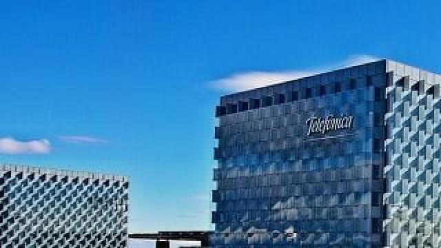 Telefónica se calienta en bolsa antes de salir de compras y la futura ampliación de capital