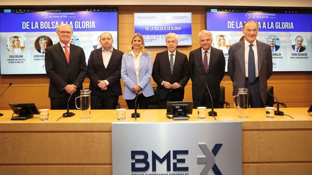 La Bolsa española se mira al espejo: referentes del  mercado debaten en Madrid sobre su pasado, presente y futuro
