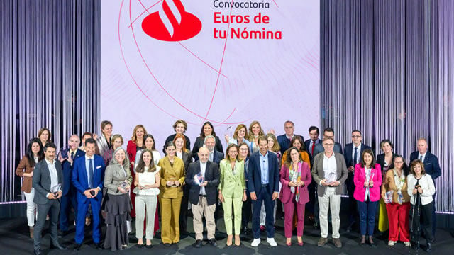 Banco Santander reparte más de 620.000 euros entre 17 ONG para impulsar proyectos sociales
