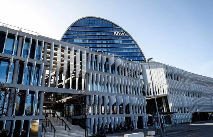 BBVA Asset Management firma acuerdo con Hamilton Lane para distribuir participaciones tokenizadas